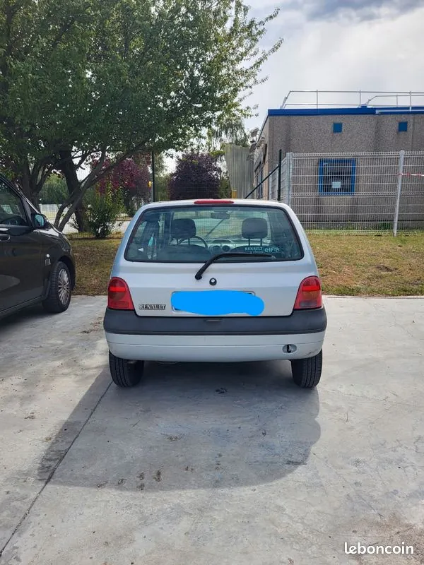 Renault Twingo 2000 photo 2