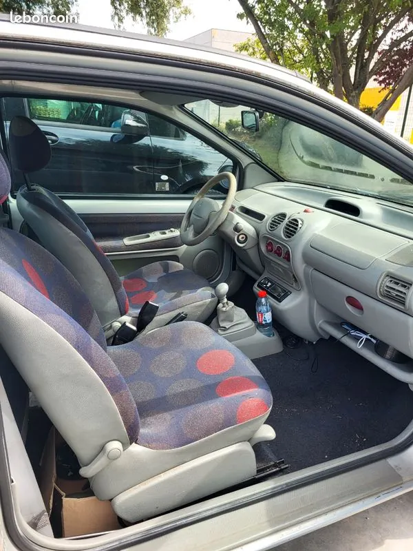 Renault Twingo 2000 photo 3