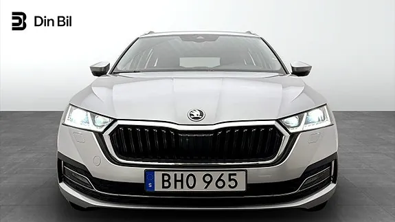 Skoda Octavia 2024 photo 4