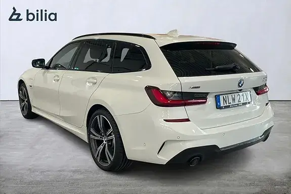 BMW 330E 2022 photo 2