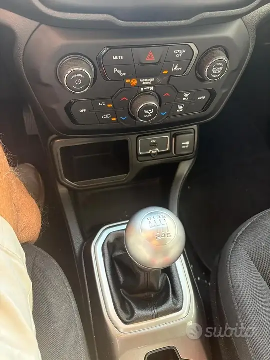 Jeep Renegade 2020 photo 3