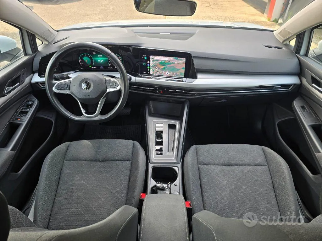 Volkswagen Golf 2022 photo 4