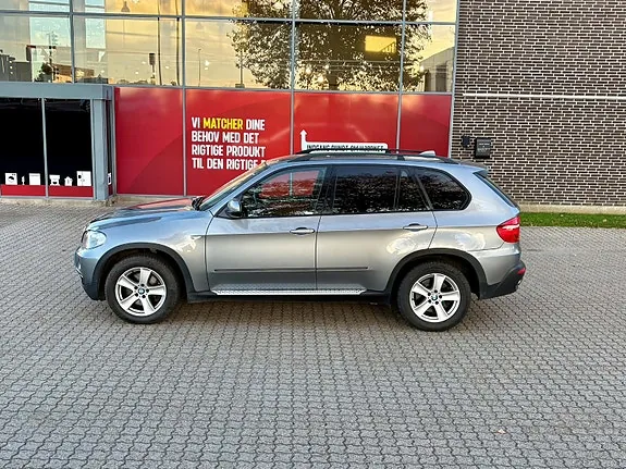 BMW X5 2008 photo 2