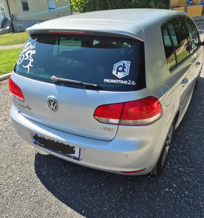 Volkswagen Golf 2012 photo 2