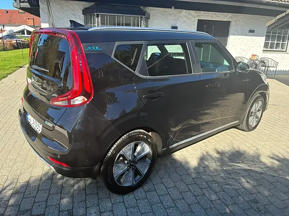 Kia E-Soul 2021 photo 4