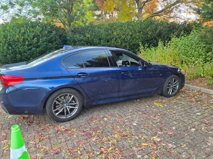 BMW 5 Series 2019 photo 4