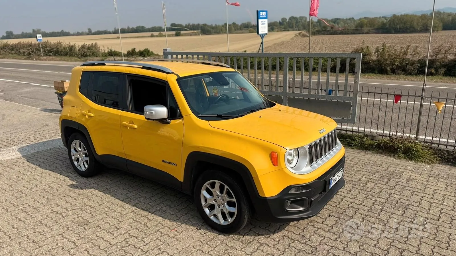 Jeep Renegade 2016 photo 3