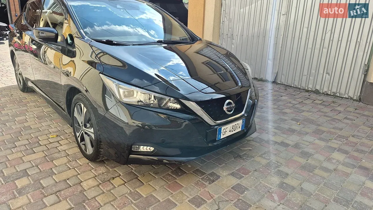 Nissan Leaf 2021 photo 3