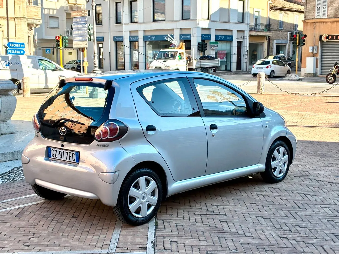 Toyota Aygo 2009 photo 2