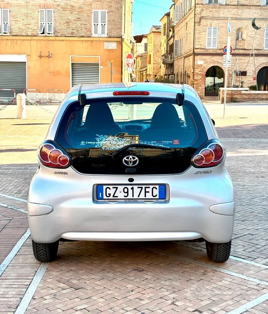 Toyota Aygo 2009 photo 3
