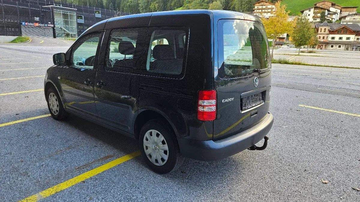 Volkswagen Caddy 2011 photo 3