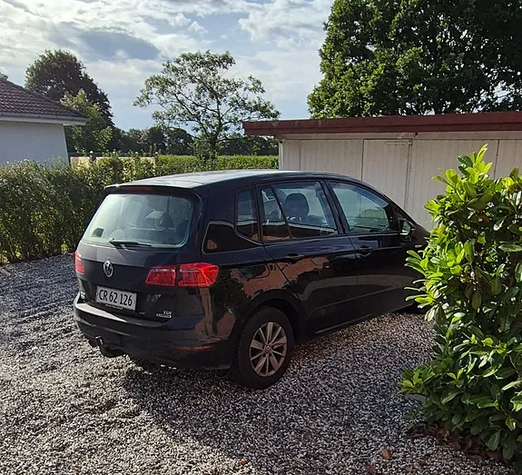Volkswagen Golf Sportsvan 2015 photo 3