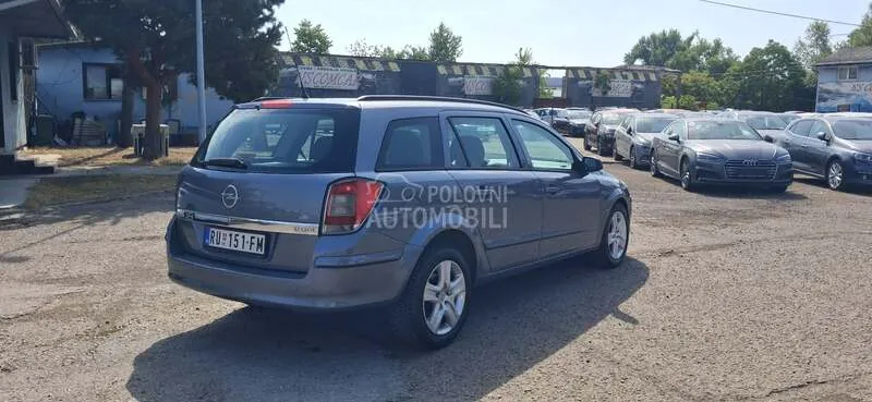 Opel Astra H 2007 photo 3