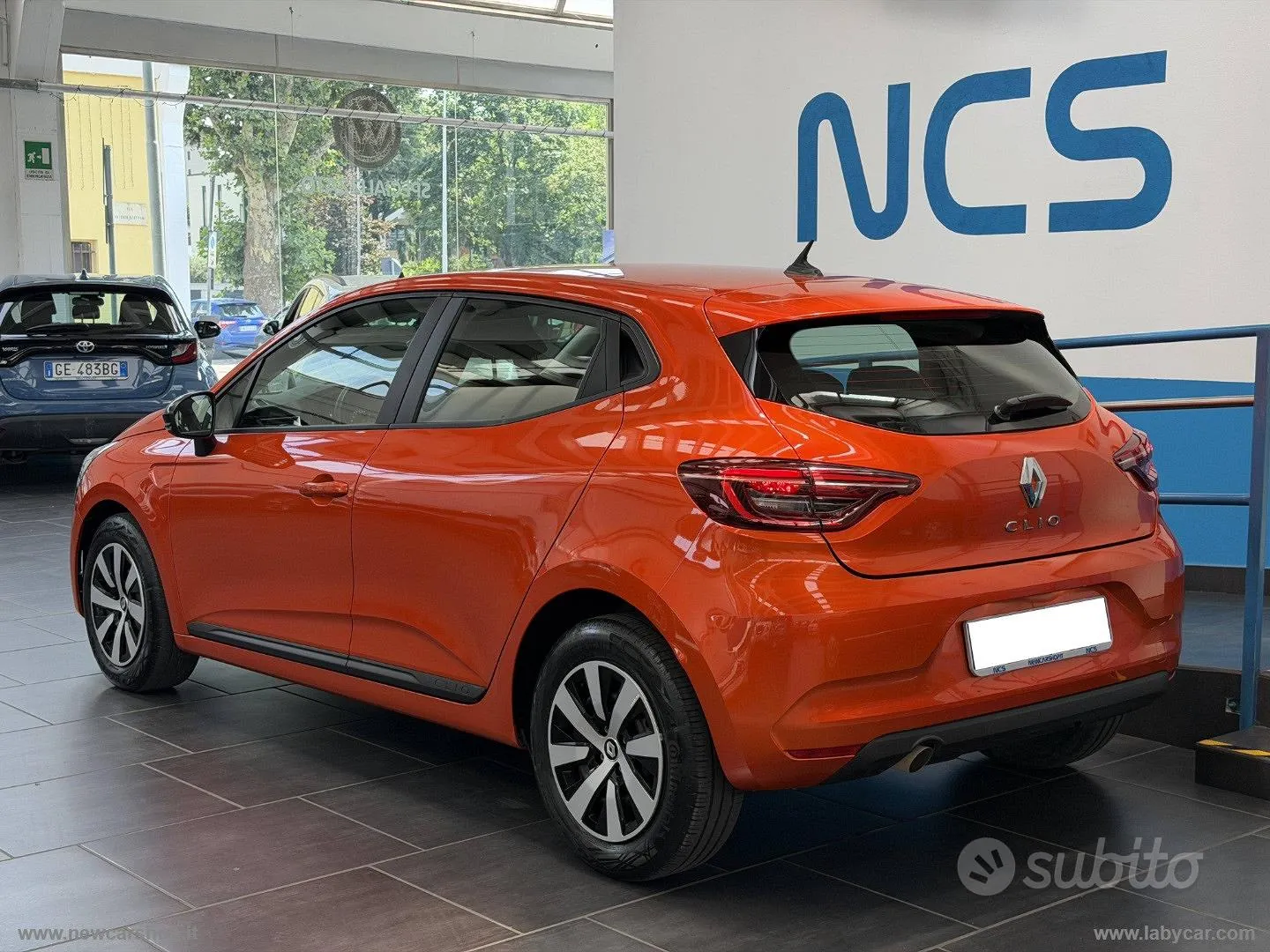 Renault Clio 2023 photo 2