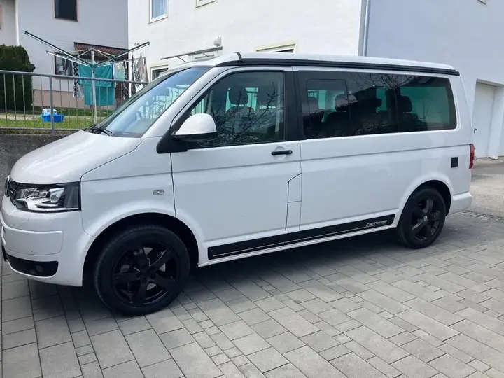 Volkswagen T5 Bus
