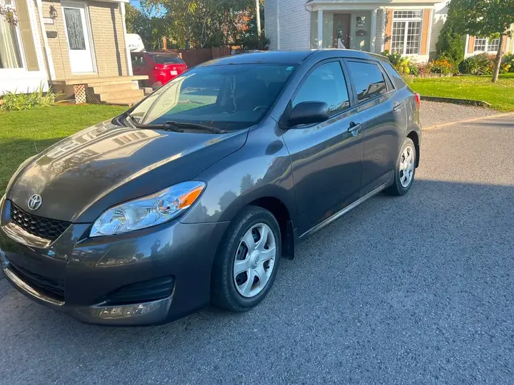 Toyota Matrix 2010 photo 3