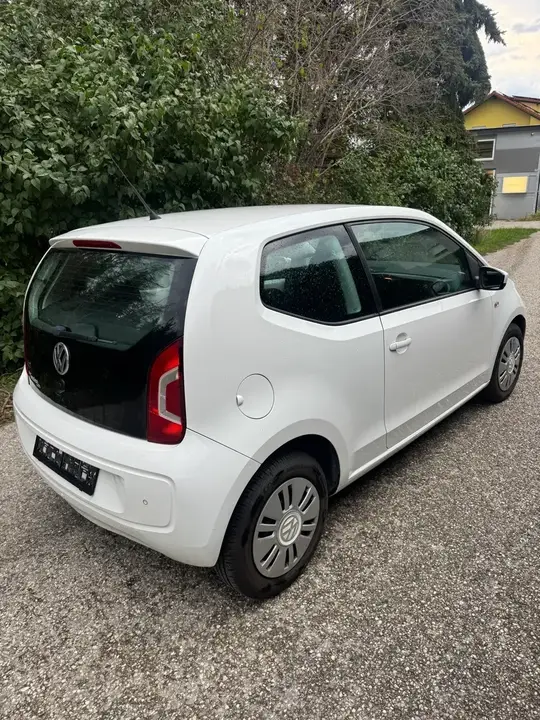 Volkswagen Up 2012 photo 3