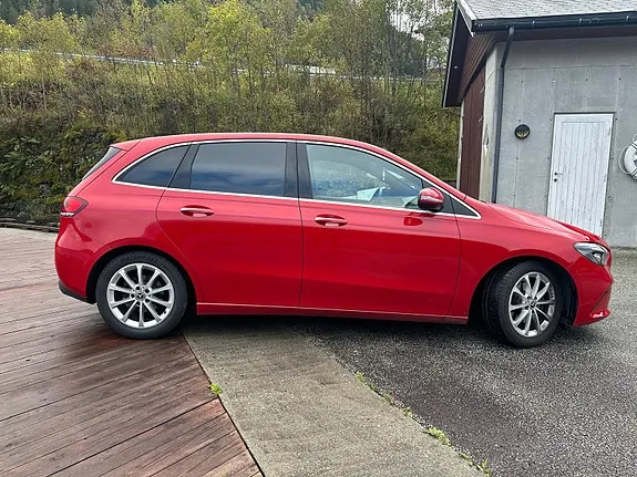 Mercedes-Benz B180 2020 photo 5