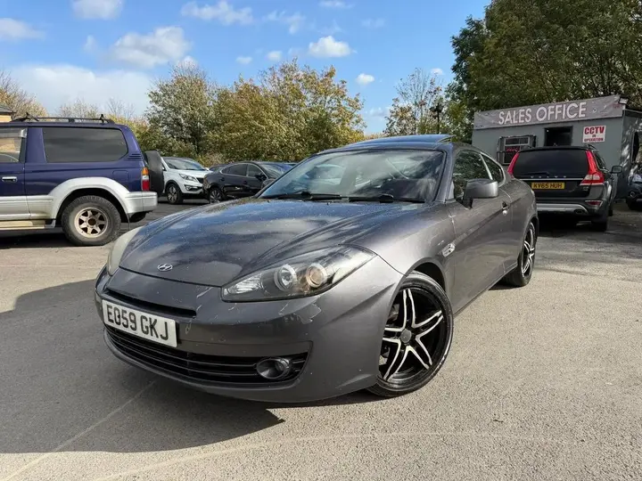 Hyundai Coupe 2009 photo 5