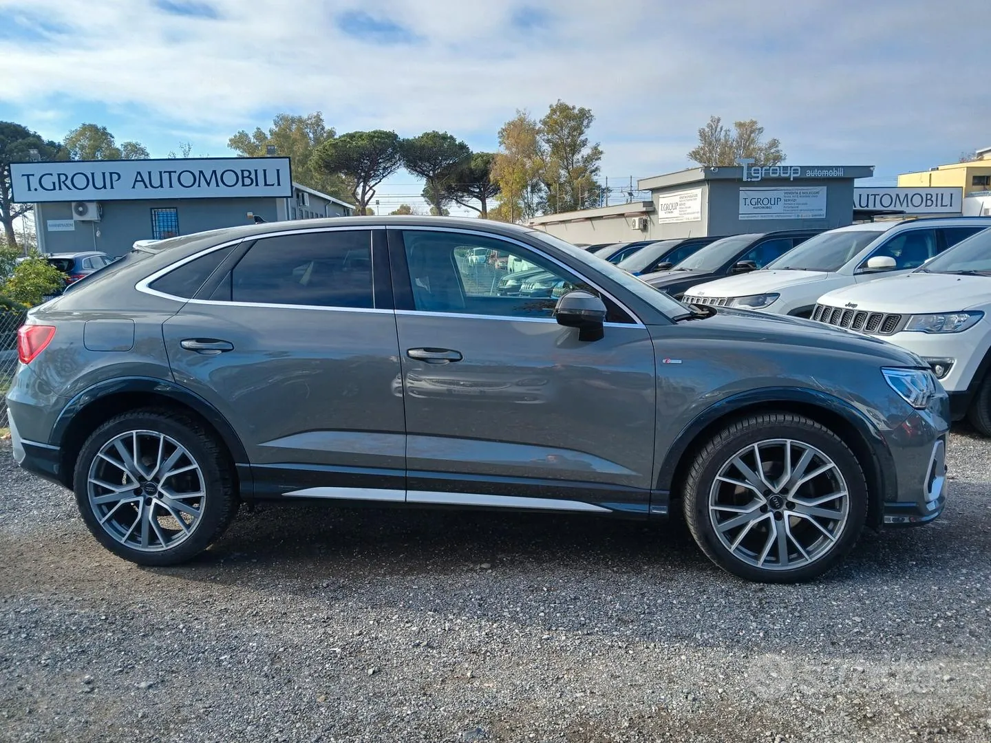 Audi Q3 2021 photo 4