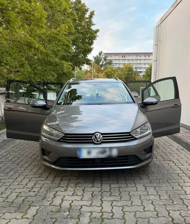 Volkswagen Golf Sportvan