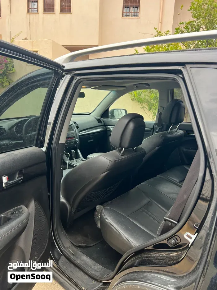 Kia Sorento 2012 photo 4