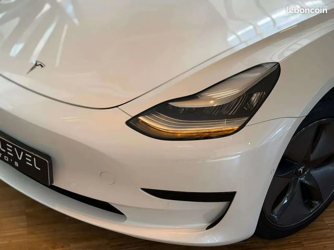 Tesla Model 3 2019 photo 3