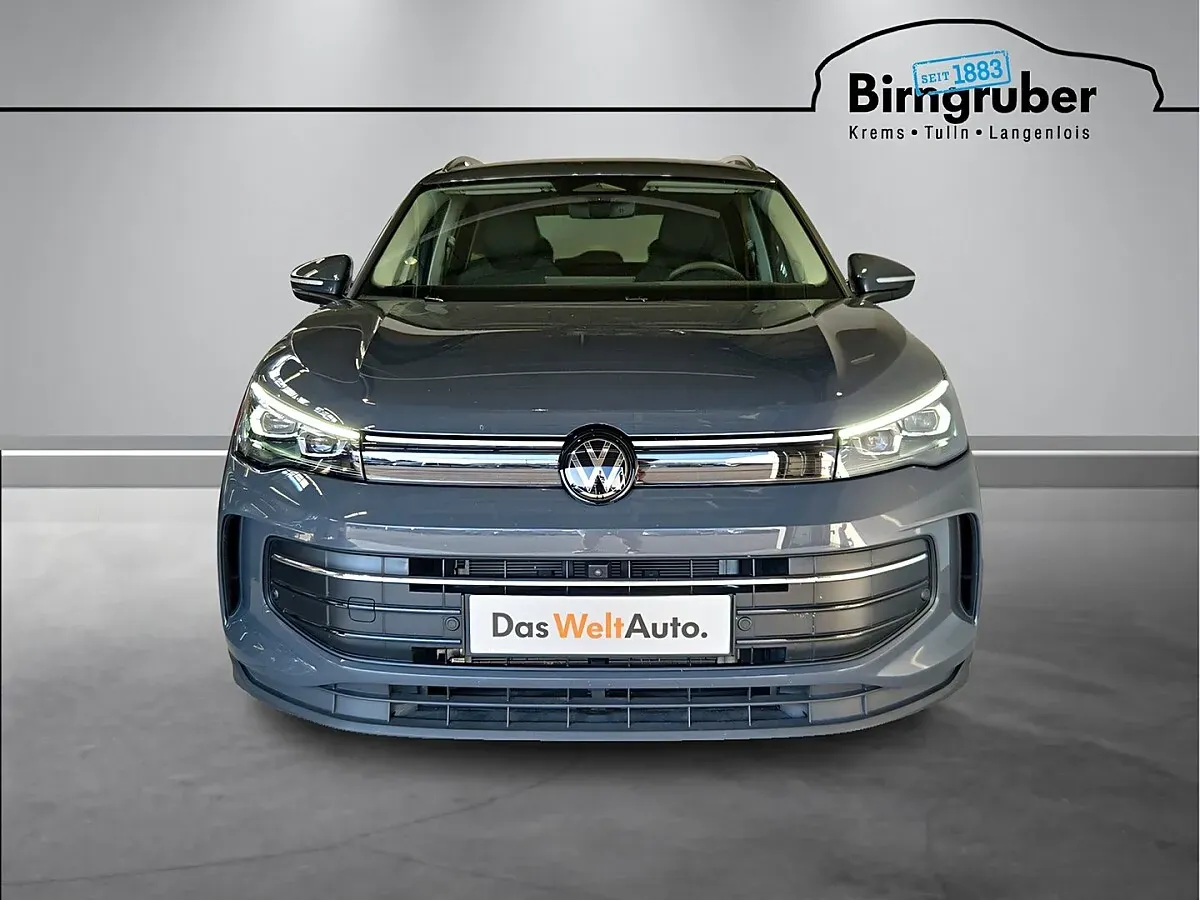 Volkswagen Tiguan 2025 photo 2