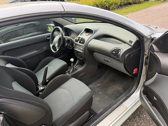 Peugeot 206 2004 photo 4