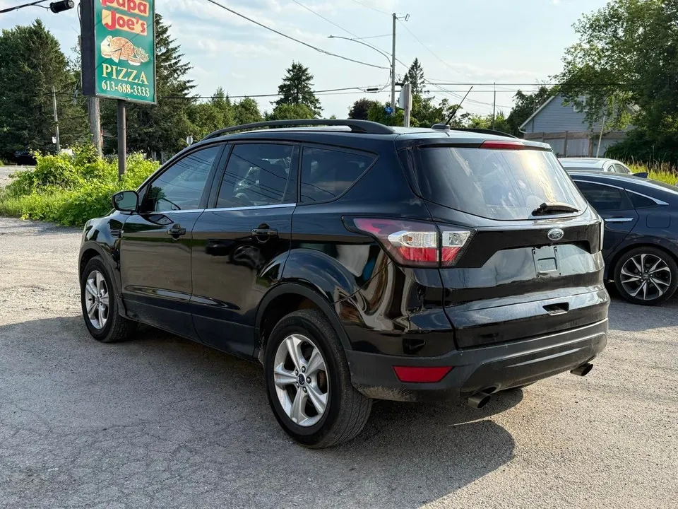 Ford Escape 2018 photo 3