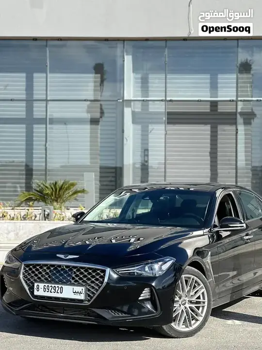 Genesis G70