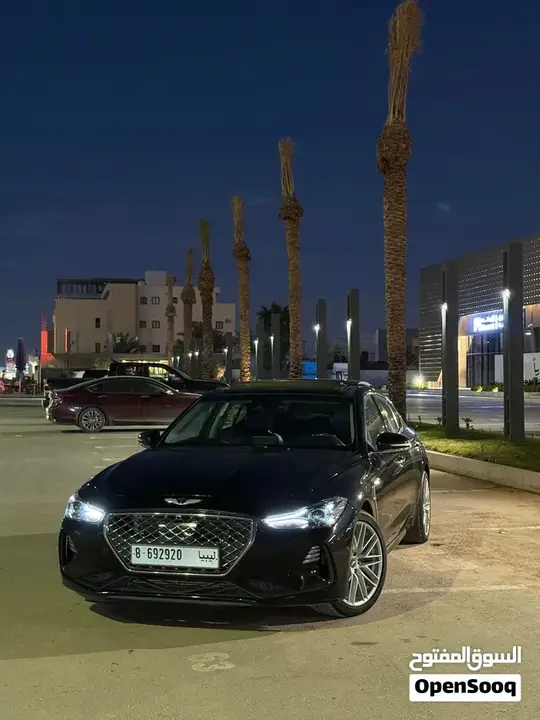 Genesis G70 2020 photo 2