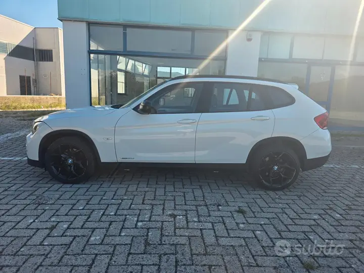 BMW X1 2011 photo 4