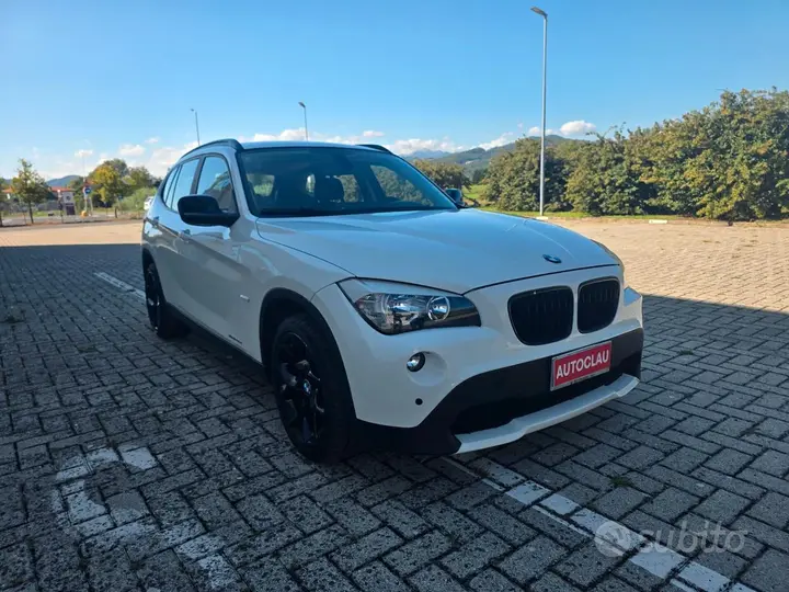 BMW X1 2011 photo 2