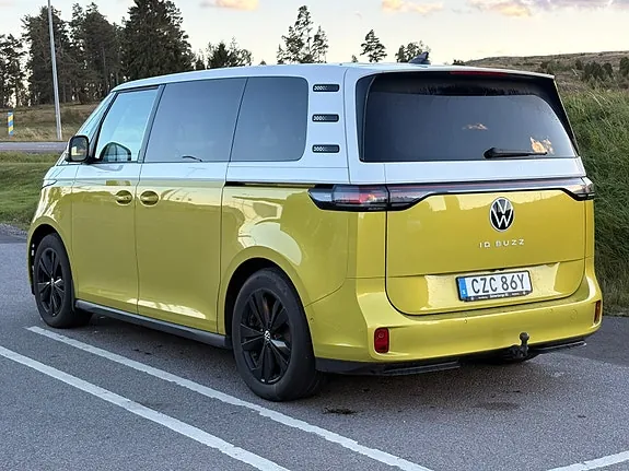 Volkswagen Id. Buzz 2023 photo 2