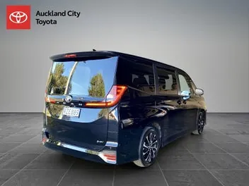 Toyota Noah 2026 photo 4