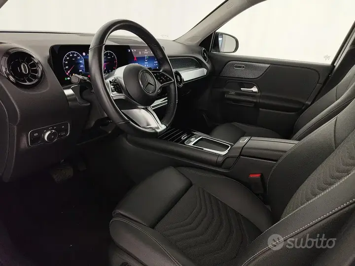 Mercedes-Benz Glb 2025 photo 5