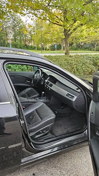 BMW 525I
