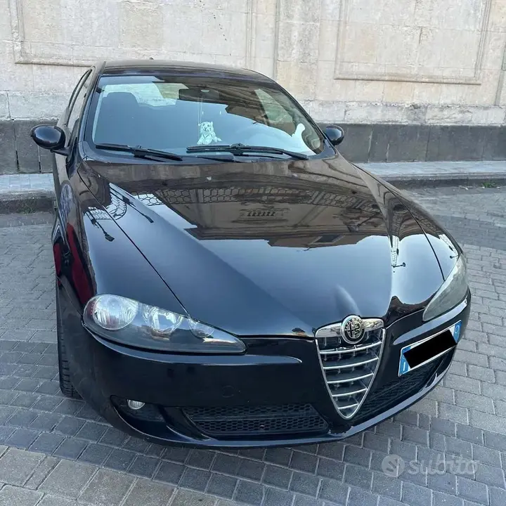 Alfa Romeo 147 2008 photo 2