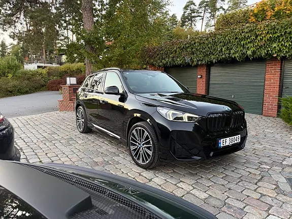 BMW Ix1 2023 photo 4