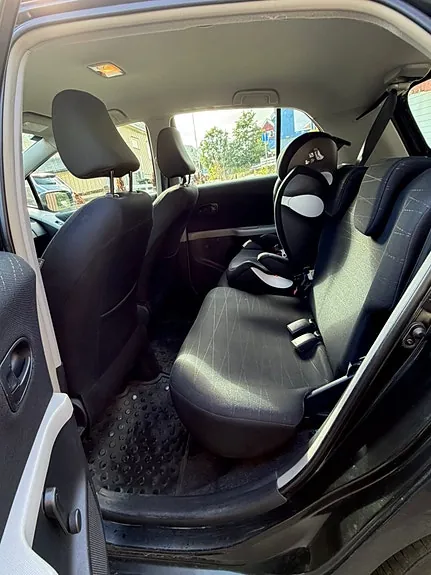 Toyota Yaris 2006 photo 4