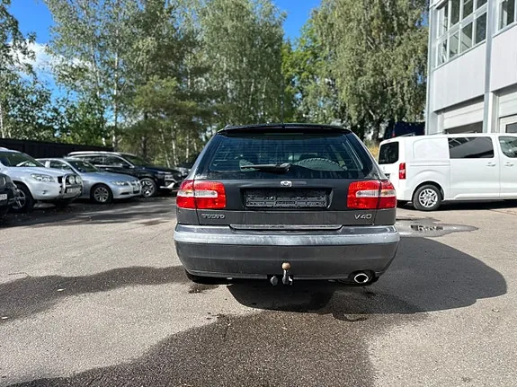 Volvo V40 2002 photo 4