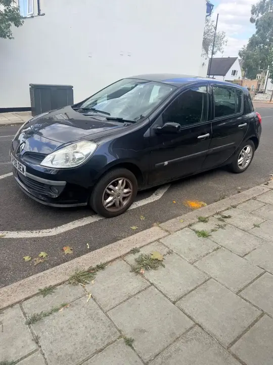Renault Clio 2008 photo 4