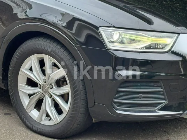 Audi Q3 2016 photo 2