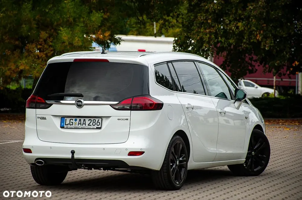 Opel Zafira 2015 photo 3