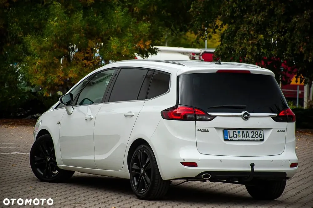 Opel Zafira 2015 photo 4