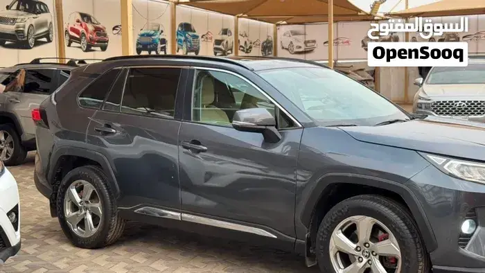 Toyota Rav4 2021 photo 3