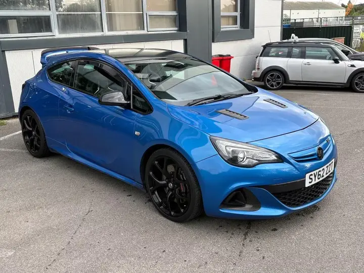 Vauxhall Astra Gtc