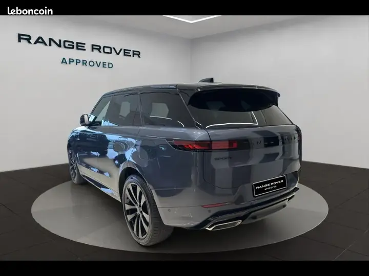 Land Rover Range Rover Sport 2026 photo 4