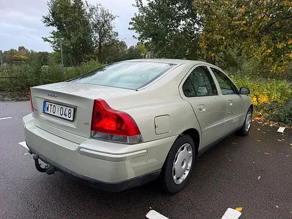Volvo S60 2005 photo 2